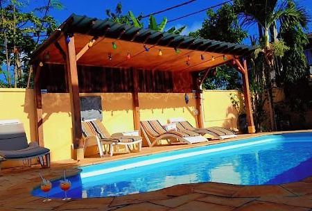 Jolie Villa Santa Avec Piscine Pointe aux Piments Buitenkant foto