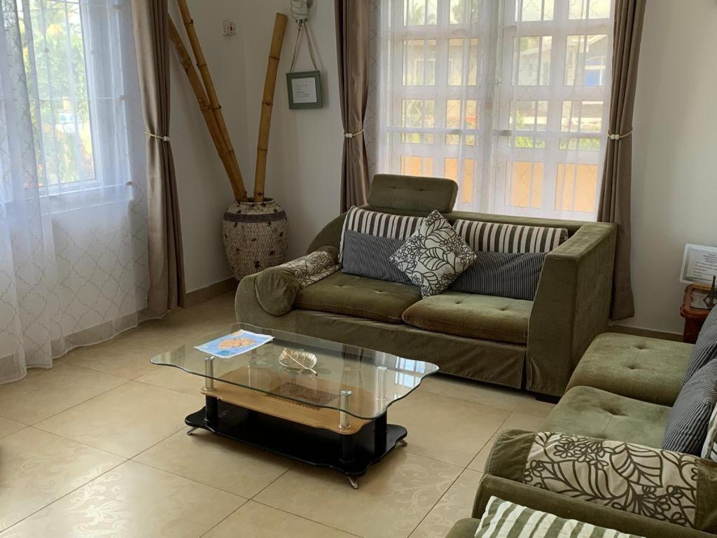 Jolie Villa Santa Avec Piscine Pointe aux Piments Buitenkant foto