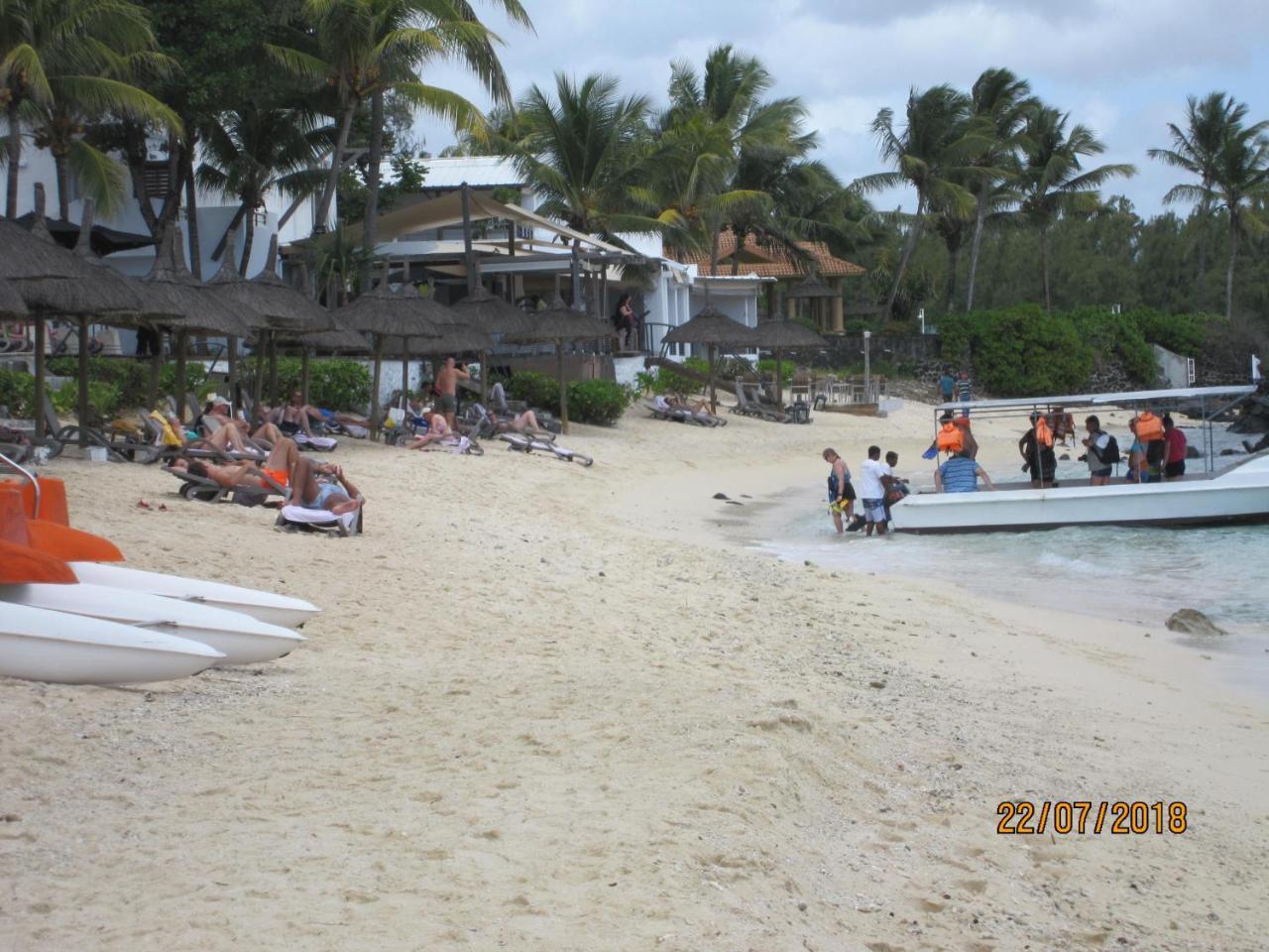 Jolie Villa Santa Avec Piscine Pointe aux Piments Buitenkant foto